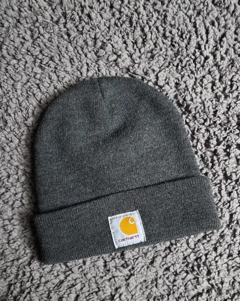 Gorrito Carhartt gris